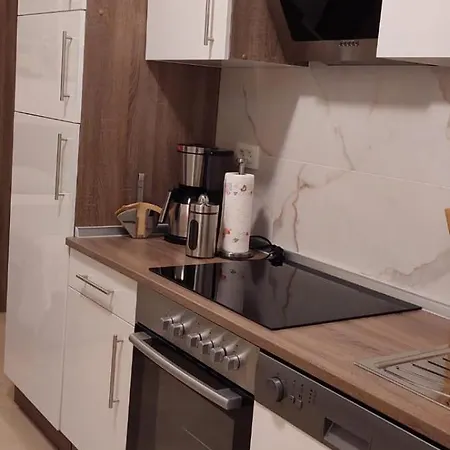 Kleines Gaestehaus In Guter Lage شقة *